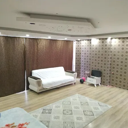 Hotel Ada *