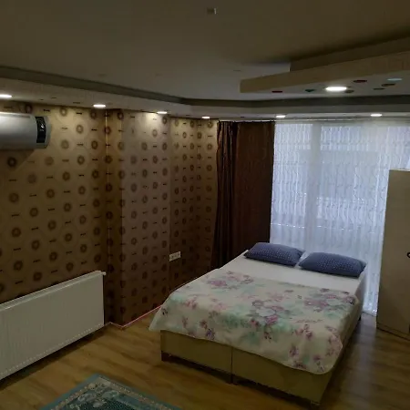 Hotel Ada *